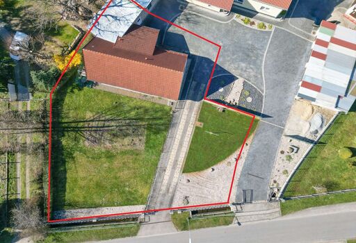 Luftansicht mit Grenzverlauf