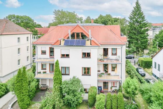     Exklusive 3-Raumwohnung mit Klima, Dachterrasse und EBK in Dresden-Plauen    