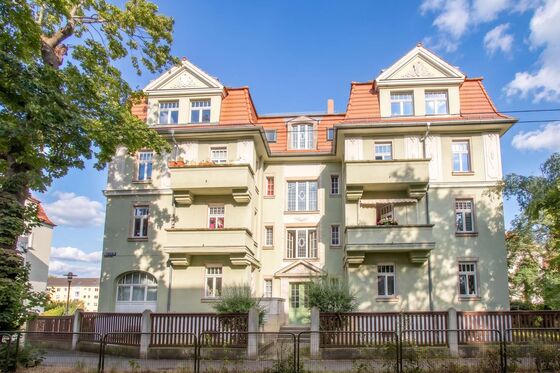 Bezugsfrei: charmante 3-Raumwohnung mit Einbauküche in Dresden-Cotta