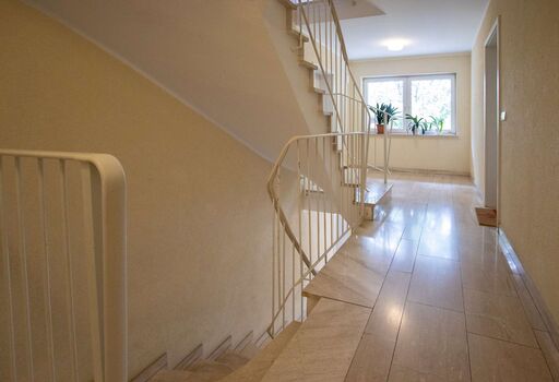 gepflegtes Treppenhaus