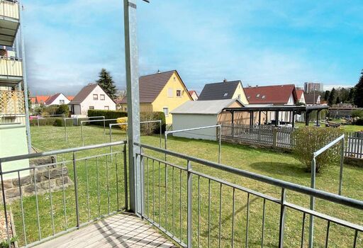 Balkon mit Blick ins Grüne