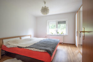 Schlafzimmer im EG