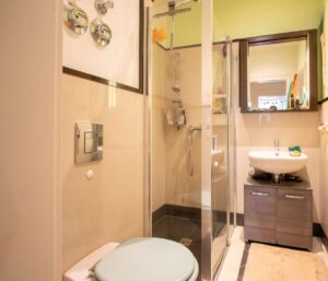 Badezimmer 2 mit Dusche