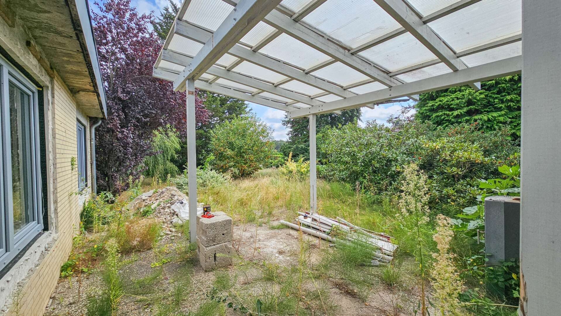 Terrasse Richtung Grundstück