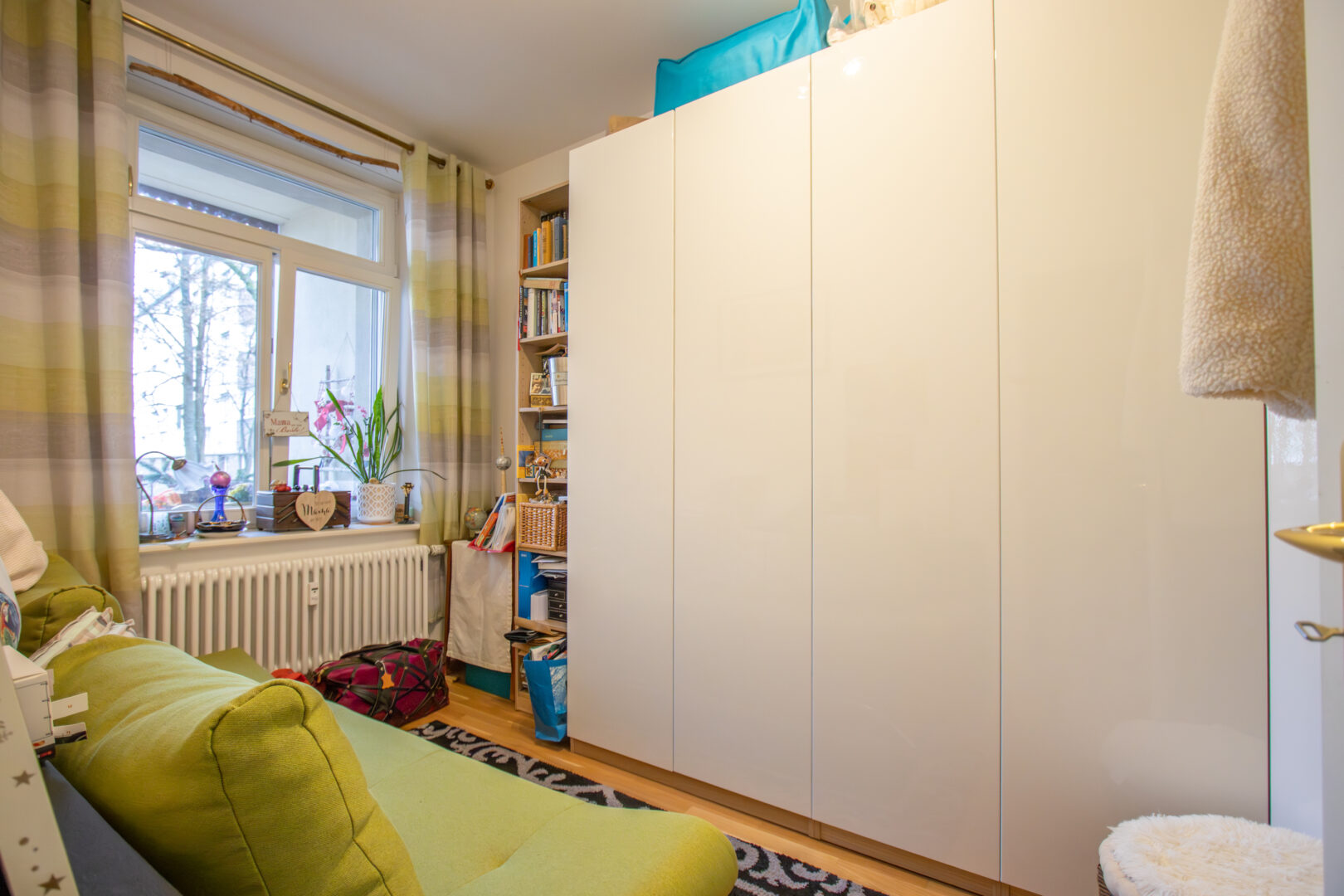 Kinder-/Arbeitszimmer