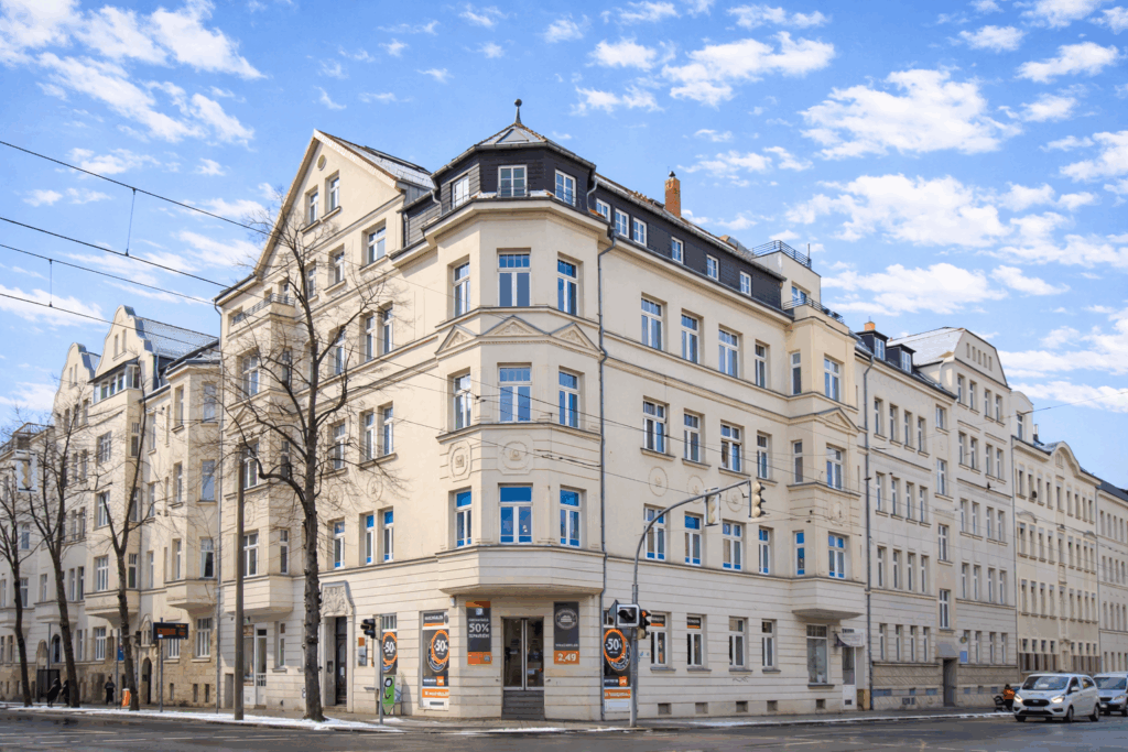 Außenansicht straßenseitig